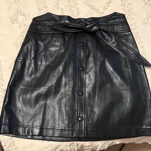 Dolce Cabo Black Faux Leather Mini Skirt